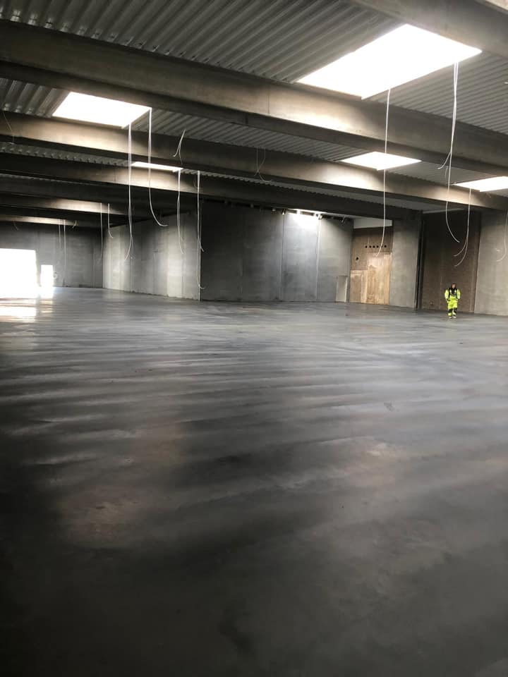    	Støbning af industri bygning – færdig resultat